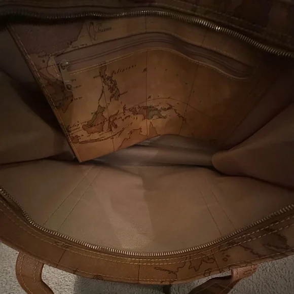 Alviero Martini Prima ClasseTan and Brown Leather Tote Bag with World Map Design - Picture 8 of 15